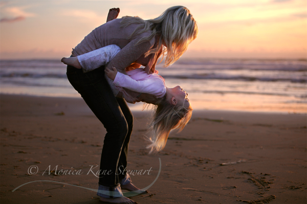 15th Street Photography: mother daughter portrait sunset, del mar beach