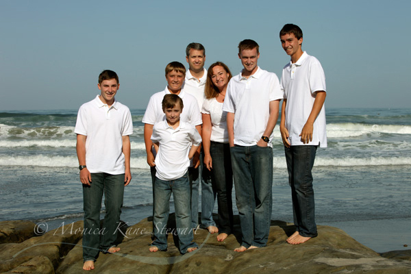 15th Street Photography - family portrait on rocks by ocean, San Diego, California